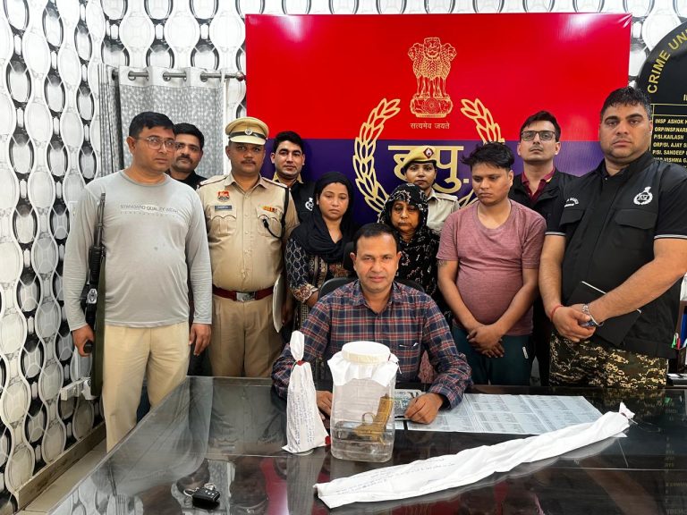 अवैध पिस्टल, जिंदा कारतूस, लोहे की रॉड और मिर्ची स्प्रे बरामद