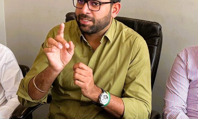 मुख्यमंत्री नायब सैनी के गृह जिले में आबकारी विभाग ने बदमाशों के खौफ से शराब के ठेके छुड़वाने से हाथ खड़े कर दिए