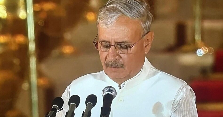 गुरुग्राम के बुनियादी ढांचे को लेकर राव इंद्रजीत सिंह ने जीएमडीए कार्यालय में की उच्चस्तरीय समीक्षा बैठक की अध्यक्षता