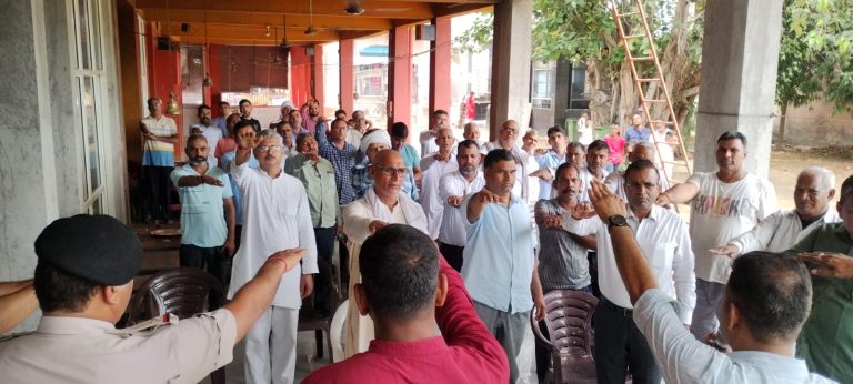 गुरुग्राम पुलिस ने चलाया नशा मुक्ति अभियान, नशे के दुष्प्रभावों और अपराधों पर दी जानकारी