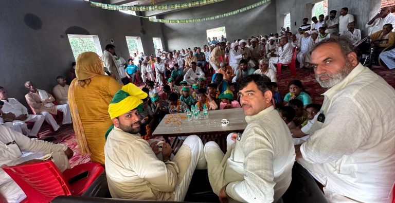 पूर्व डिप्टी सीएम दुष्यंत चौटाला ने गंभीरता दिखाते हुए 75 प्रतिशत रोजगार कानून बनाने का काम किया था,