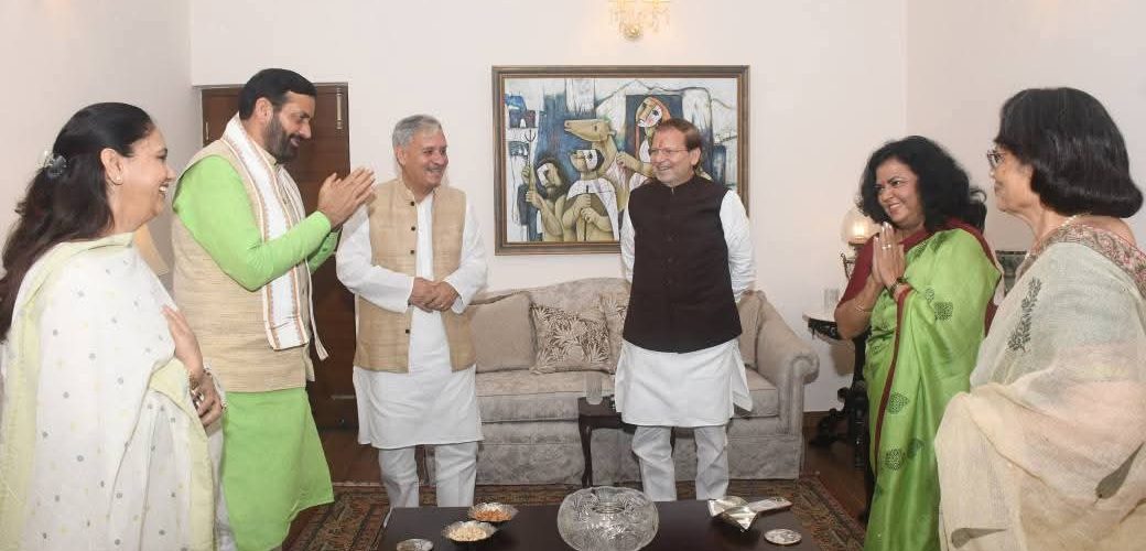 मुख्यमंत्री नायब सिंह सैनी ने स्वास्थ्य मंत्री आरती राव के आवास पर रात्रिभोज में की शिरकत