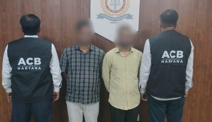 राज्य सतर्कता एवं भ्रष्टाचार निरोधक ब्यूरो, हिसार द्वारा कल दिनांक 14.5.2025 को भ्रष्टाचार के मामल में आरोपी उप निरीक्षक सोनू सहकारी समिति, हिसार व निरीक्षक हरबंस, सहकारी समिति, हिसार के विरूद्ध चालान धारा 7ए 13;1द्धबी सहपठित 13;2द्ध पीसी एक्ट के तहत माननीय न्यायालय हिसार में दिया गया।