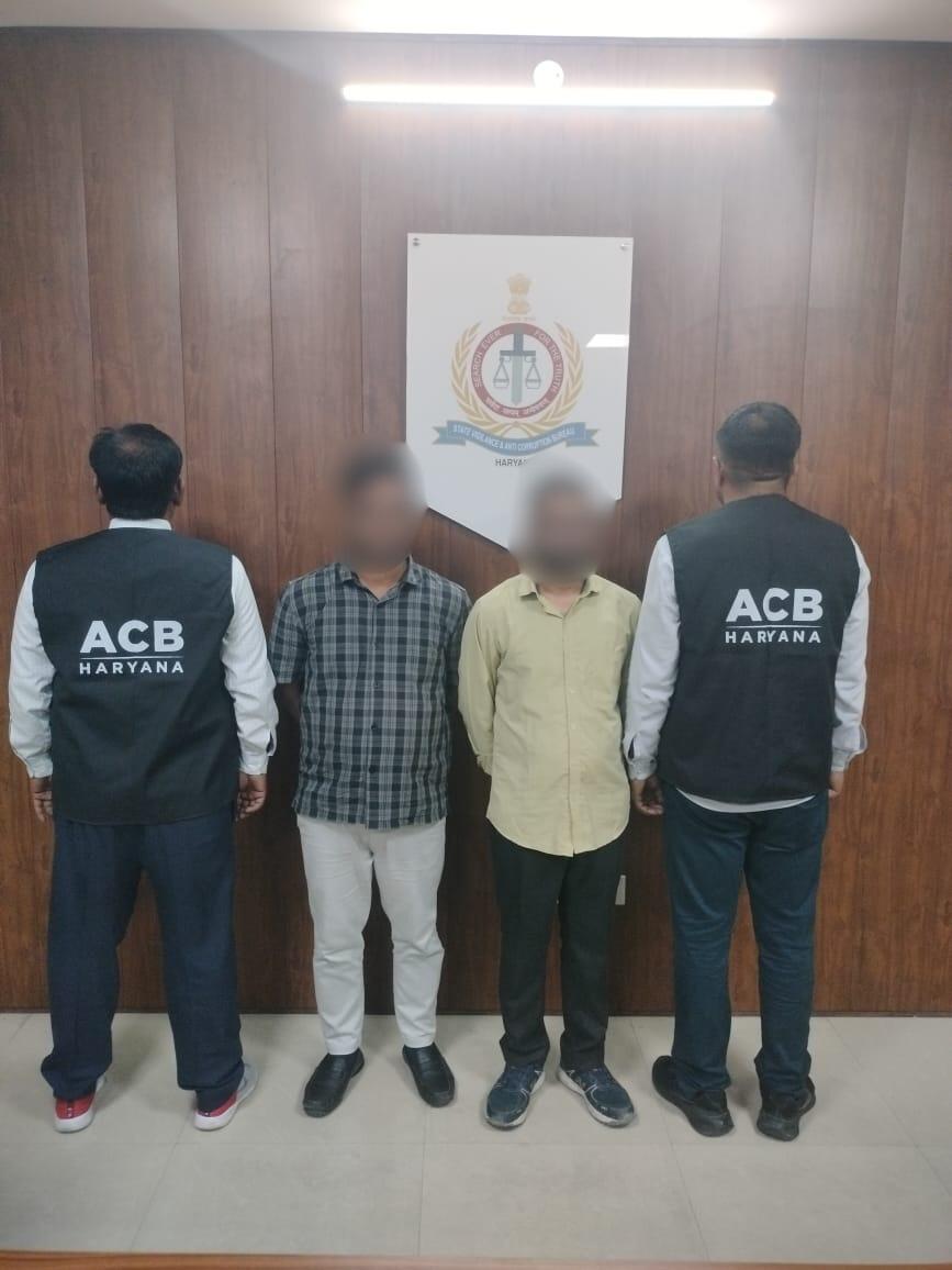 राज्य सतर्कता एवं भ्रष्टाचार निरोधक ब्यूरो, हिसार द्वारा कल दिनांक 14.5.2025 को भ्रष्टाचार के मामल में आरोपी उप निरीक्षक सोनू सहकारी समिति, हिसार व निरीक्षक हरबंस, सहकारी समिति, हिसार के विरूद्ध चालान धारा 7ए 13;1द्धबी सहपठित 13;2द्ध पीसी एक्ट के तहत माननीय न्यायालय हिसार में दिया गया।