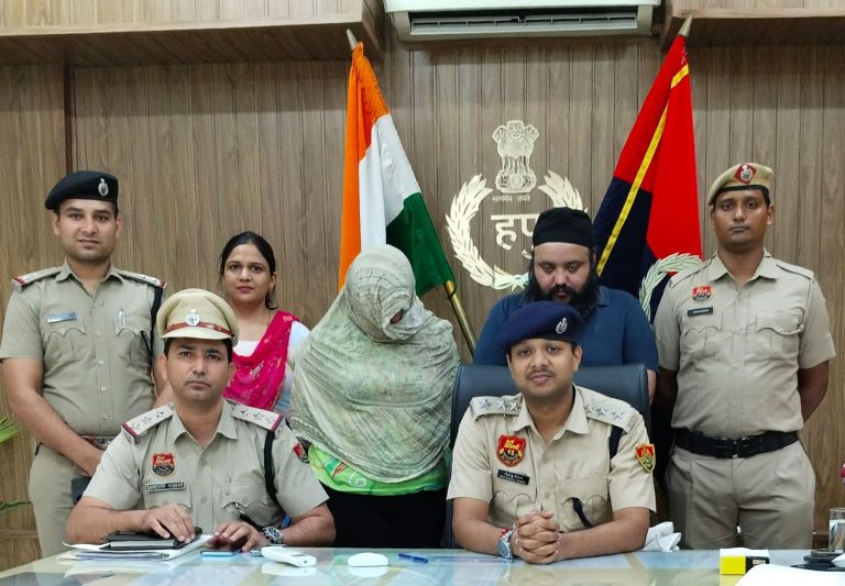 मामले में 01 महिला सहित 02 आरोपी गिरफ्तार। आरोपी जगमीत सिंह अब तक लगभग 02 करोड़ रुपए की ठगी करने में रह चुका है संलिप्त है। आरोपी द्वारा 15 से अधिक ठगी की वारदात को अंजाम देने का खुलासा किया गया है।