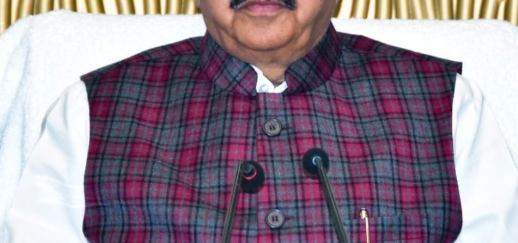 पर्यावरण मंत्री राव नरबीर सिंह ने कहा कि हम सौभाग्यशाली हैं कि दुनिया की सबसे प्राचीन पर्वत श्रृंखला अरावली गुरुग्राम की धरती पर विस्तारित हैं। हमारी सभ्यता, संस्कृति व प्रगति सब पर्यावरण पर निर्भर रहती है।