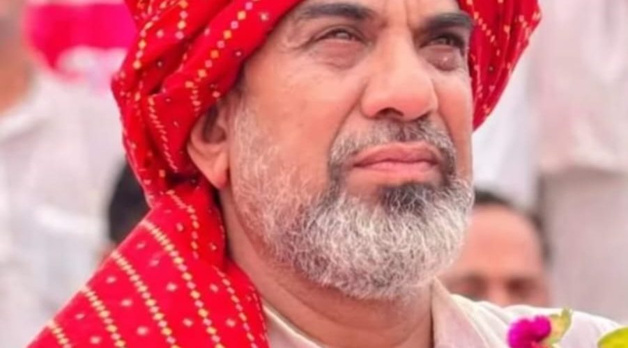 असली सत्ता अब भी पूर्व मुख्यमंत्री मनोहर लाल खट्टर के पास है, जो दिल्ली से बैठकर हरियाणा को चला रहे हैं।
