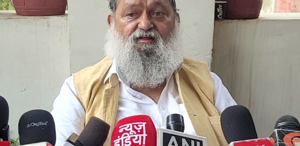 ऑपरेशन सिंदूर पर विश्व के सामने हमारा नजरिया रखने वाले सांसद व मंत्रियों पर टिप्पणी करना अपमानजनक : विज