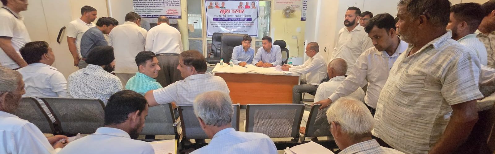 हरसरू व कादीपुर उप-तहसीलों में खुला दरबार आयोजित, राजस्व कार्यों का मौके पर निपटान, नागरिकों ने जताया संतोष - एसडीएम मानेसर दर्शन यादव ने लिया व्यवस्थाओं का जायजा