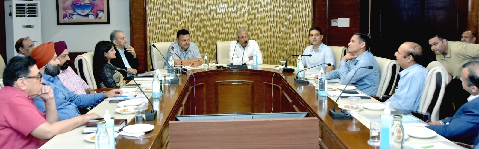 बैडमिंटन से जुड़ी खेल प्रतिभाओं को प्रोत्साहन देने के लिए गुड़गांव बैडमिंटन एसोसिएशन की बैठक संपन्न - एसोसिएशन के प्रेजिडेंट देवेंद्र सिंह ने कॉरपोरेट संस्थाओ से सहयोग का किया आह्वान