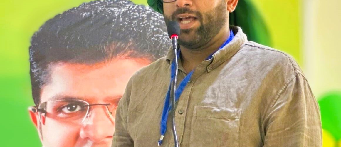 आधारशिला ना रखकर क्षेत्रवासियों की उम्मीदों पर पानी फेरा है।