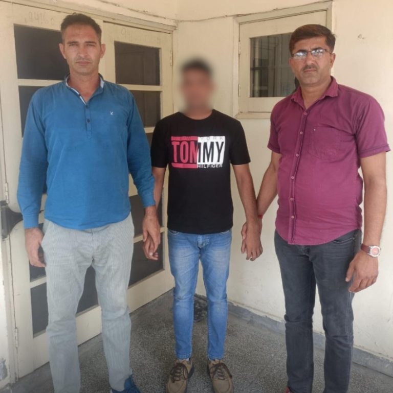 राज्य में भ्रष्टाचार के विरुद्ध एसीबी द्वारा की गई यह कार्रवाई एक सशक्त संकेत