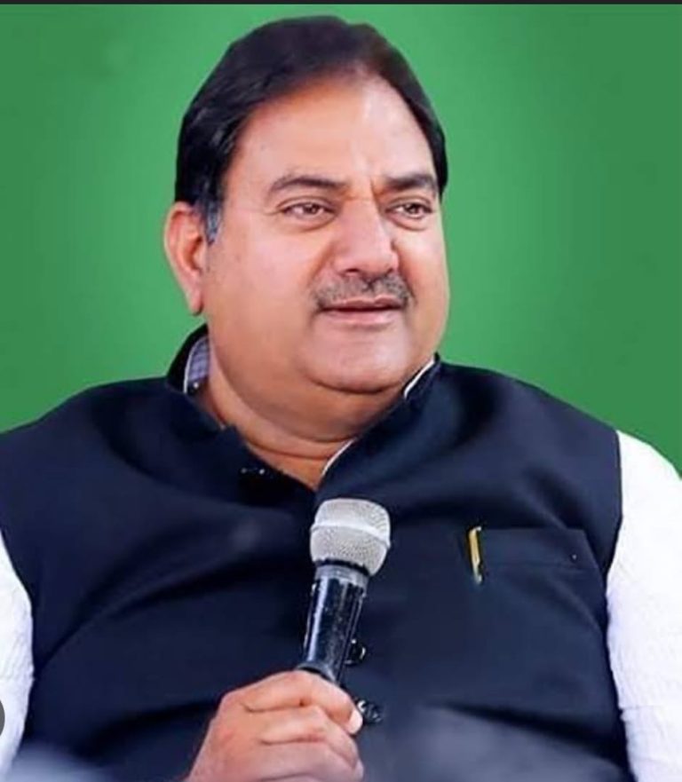 अगर इनकी जगह योग्य अधिकारियों की भर्ती की होती तो विभागीय परीक्षा का परिणाम बिल्कुल उलटा आता और फेल होने वालों की संख्या 2 प्रतिशत और पास होने वालों की संख्या 98 प्रतिशत होती