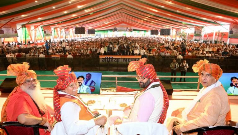 सामाजिक एकता के सूत्र जब टूटते हैं तो देश भी टूट जाया करते हैं- नायब सिंह सैनी मुख्यमंत्री ने की घोषणा, विभाजन से जुड़े साहित्य और दस्तावेजों की लगेगी प्रदर्शनी