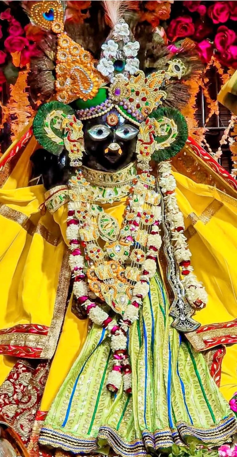 सूर्य -: कर्क राशि (राशि स्वामी चंद्र) आश्लेषा नक्षत्र चरण 1 में (नक्षत्र स्वामी बुद्ध)