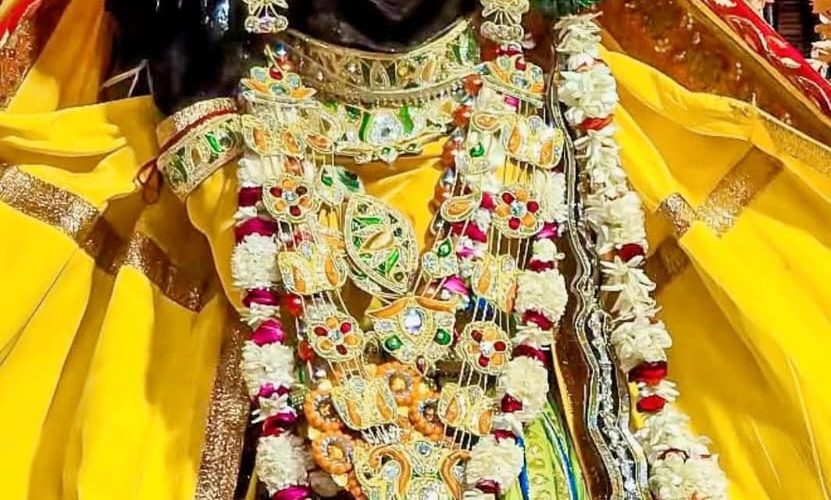 सूर्य -: कर्क राशि (राशि स्वामी चंद्र) आश्लेषा नक्षत्र चरण 1 में (नक्षत्र स्वामी बुद्ध)