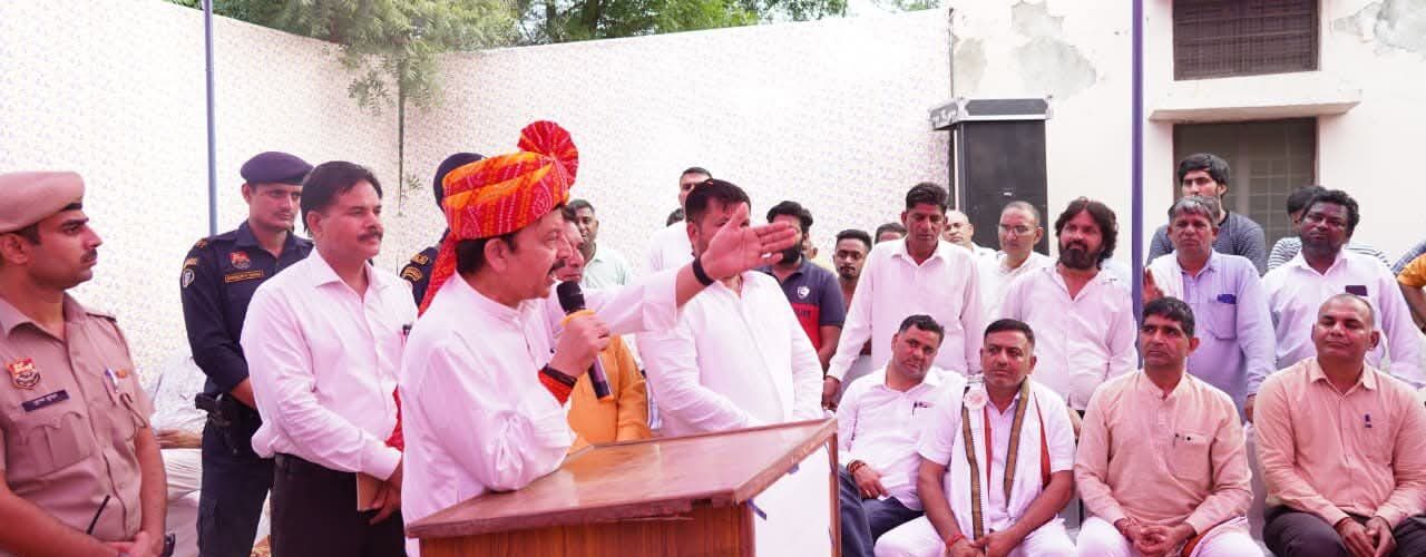 दक्षिण हरियाणा विकास की दौड़ में पीछे नहीं रहेगा : राव नरबीर सिंह मुख्यमंत्री नायब सैनी के नेतृत्व में प्रदेश में हो रहे समानांतर विकास कार्य : उद्योग एवं वाणिज्य मंत्री राव ने कहा, दिसंबर तक अतिक्रमण मुक्त होगा गुरुग्राम