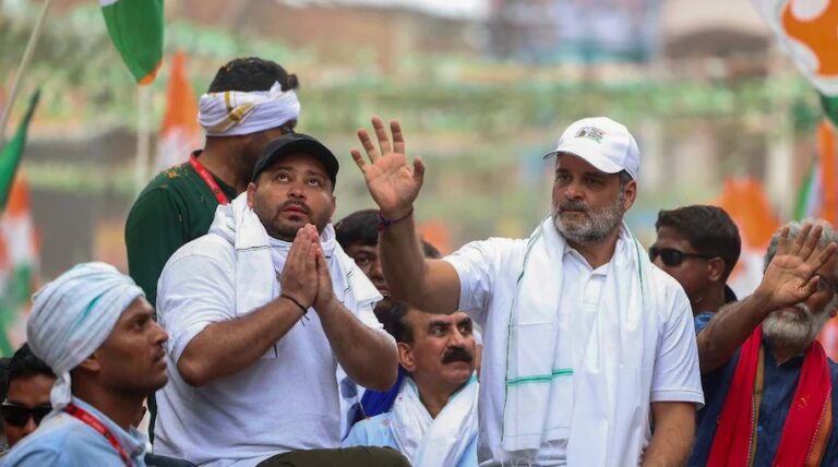 बिहार में आरजेडी और कांग्रेस में होगा टकराव ?तेजस्वी यादव नहीं है इंडिया गठबंधन का मुख्यमंत्री चेहरा ?सवाल पूछने पर राहुल गांधी ने दिया गोलमोल जवाब आरजेडी को पीछे धकेलकर कांग्रेस को आगे ले आये राहुल गांधी।