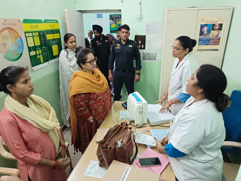 स्वास्थ्य मंत्री आरती सिंह राव ने कहा कि हरियाणा के स्वास्थ्य केंद्रों में दवाइयों की कोई कमी नहीं है।