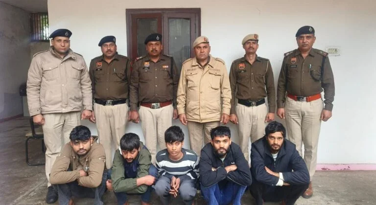 Grindr ऐप के माध्यम से दोस्ती करके 22 वर्षीय युवक का अपहरण करने, मारपीट व लूट करने के मामले में चौथा आरोपी गिरफ्तार।