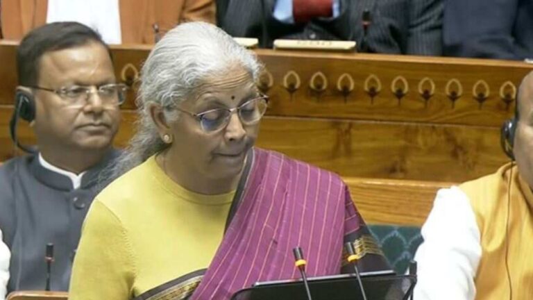 Budget 2026: रफ्तार पर जोर, राहत पर ब्रेक — मिडिल क्लास और निवेशकों को निराशा