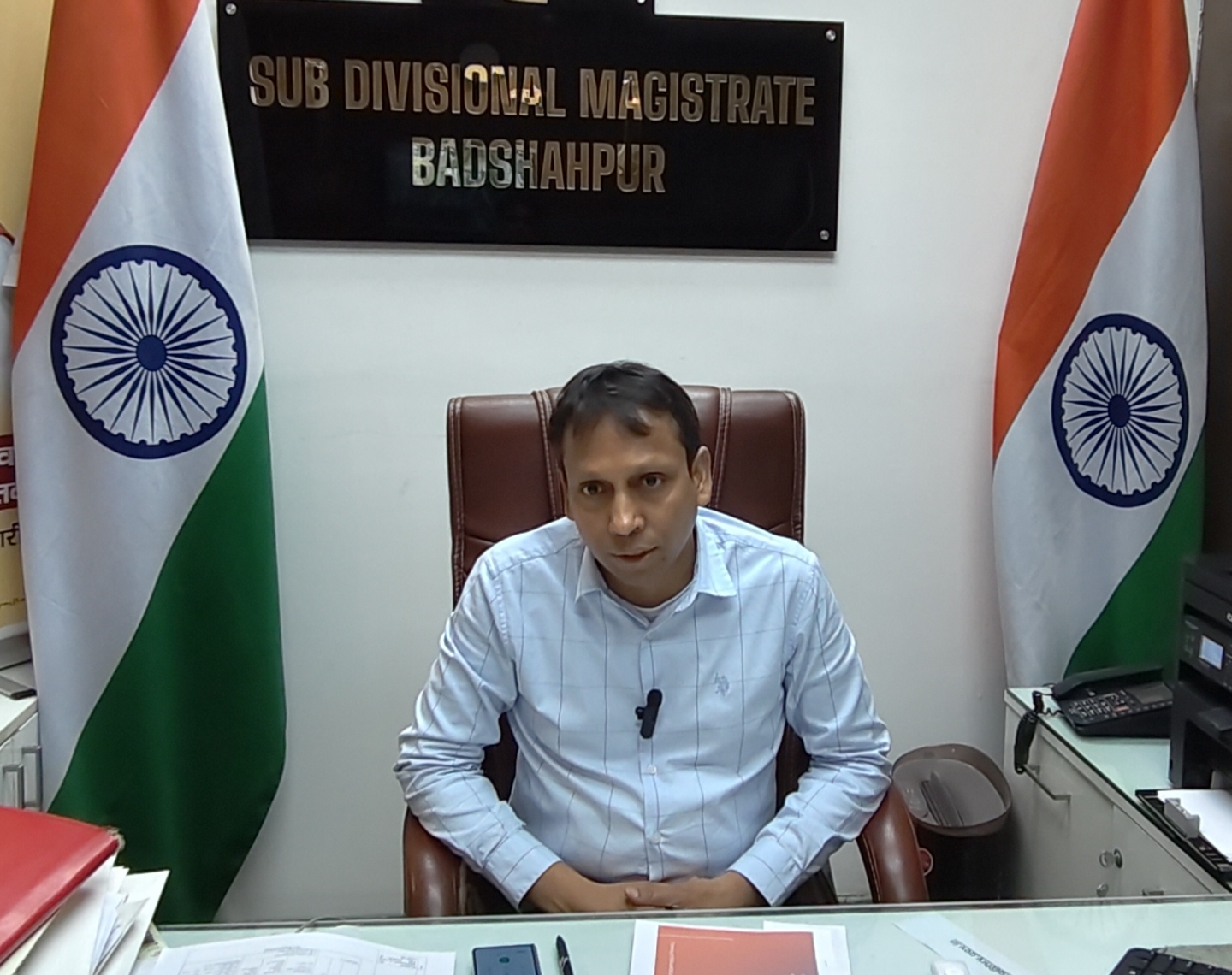 विशेष गहन पुनरीक्षण (एसआईआर) अभियान को लेकर एसडीएम बादशाहपुर ने मीडिया को दी जानकारी मतदाता सूची को त्रुटिरहित एवं अद्यतन बनाने के लिए चलाया जाएगा व्यापक अभियान : एसडीएम संजीव सिंगला बीएलओ घर-घर जाकर एकत्र करेंगे मतदाताओं का विवरण, नए पात्र युवाओं का भी होगा पंजीकरण