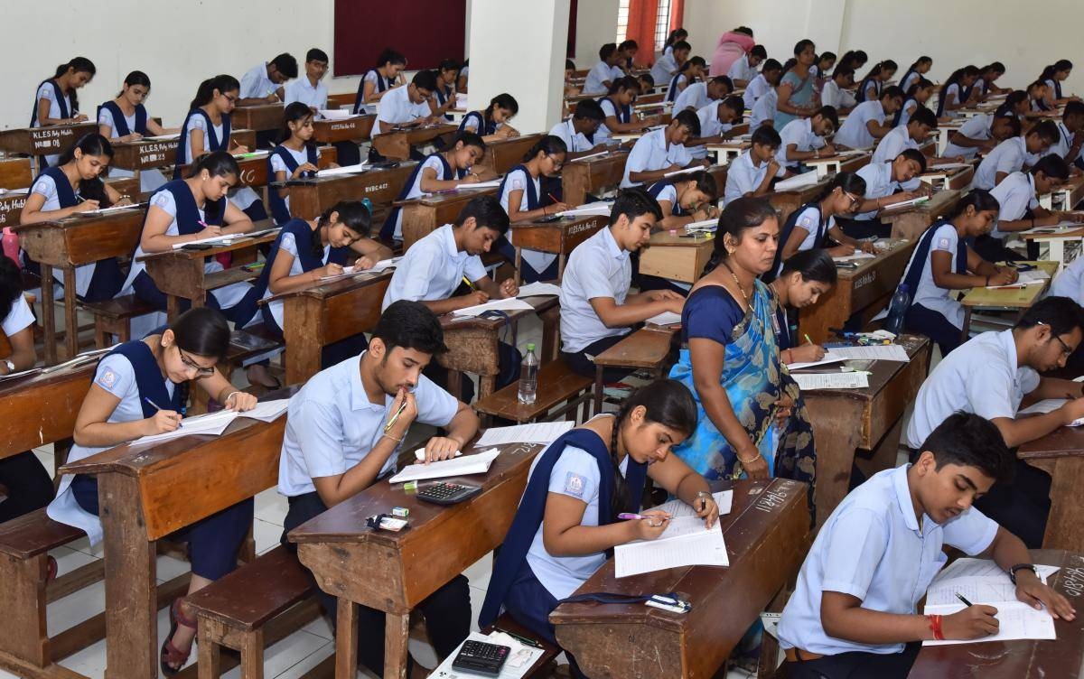 बोर्ड परीक्षाओं के दौरान परीक्षा केंद्रों के 200 मीटर दायरे में लागू रहेगी धारा 163