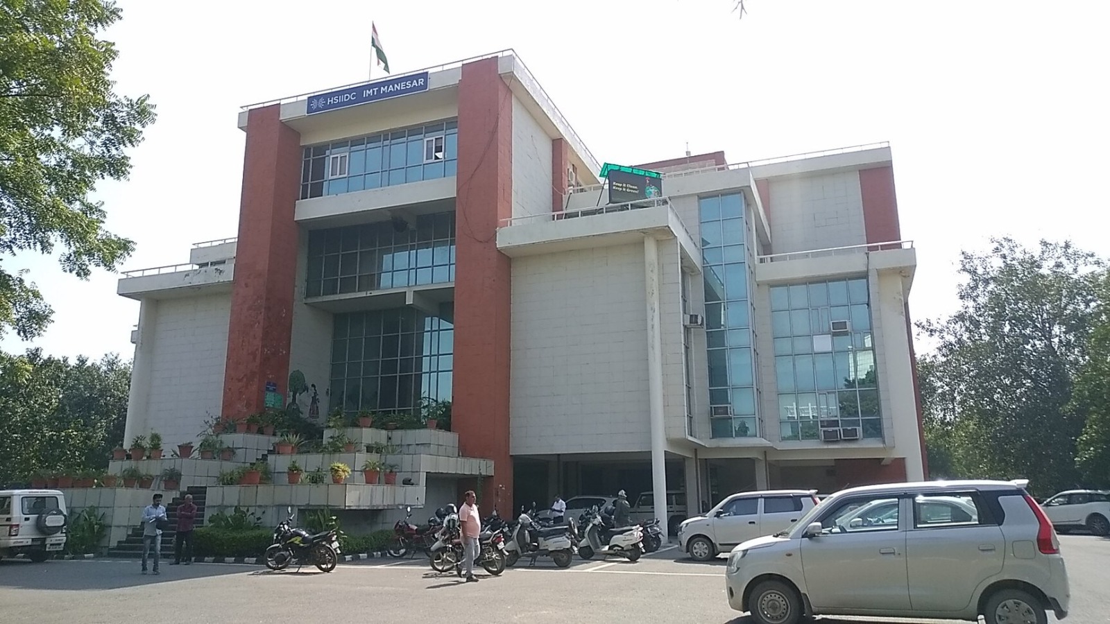 गुरुग्राम में अवैध निर्माण पर HSIIDC सख्त, एरिया वाइज अधिकारियों की लगाई ड्यूटी