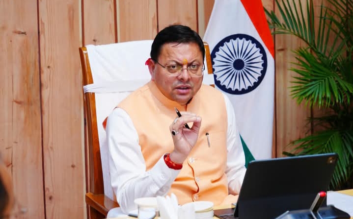 उत्तराखंड में सड़कों की बदहाली पर CM धामी सख्त, खुद करेंगे सड़क मार्ग से दौरा