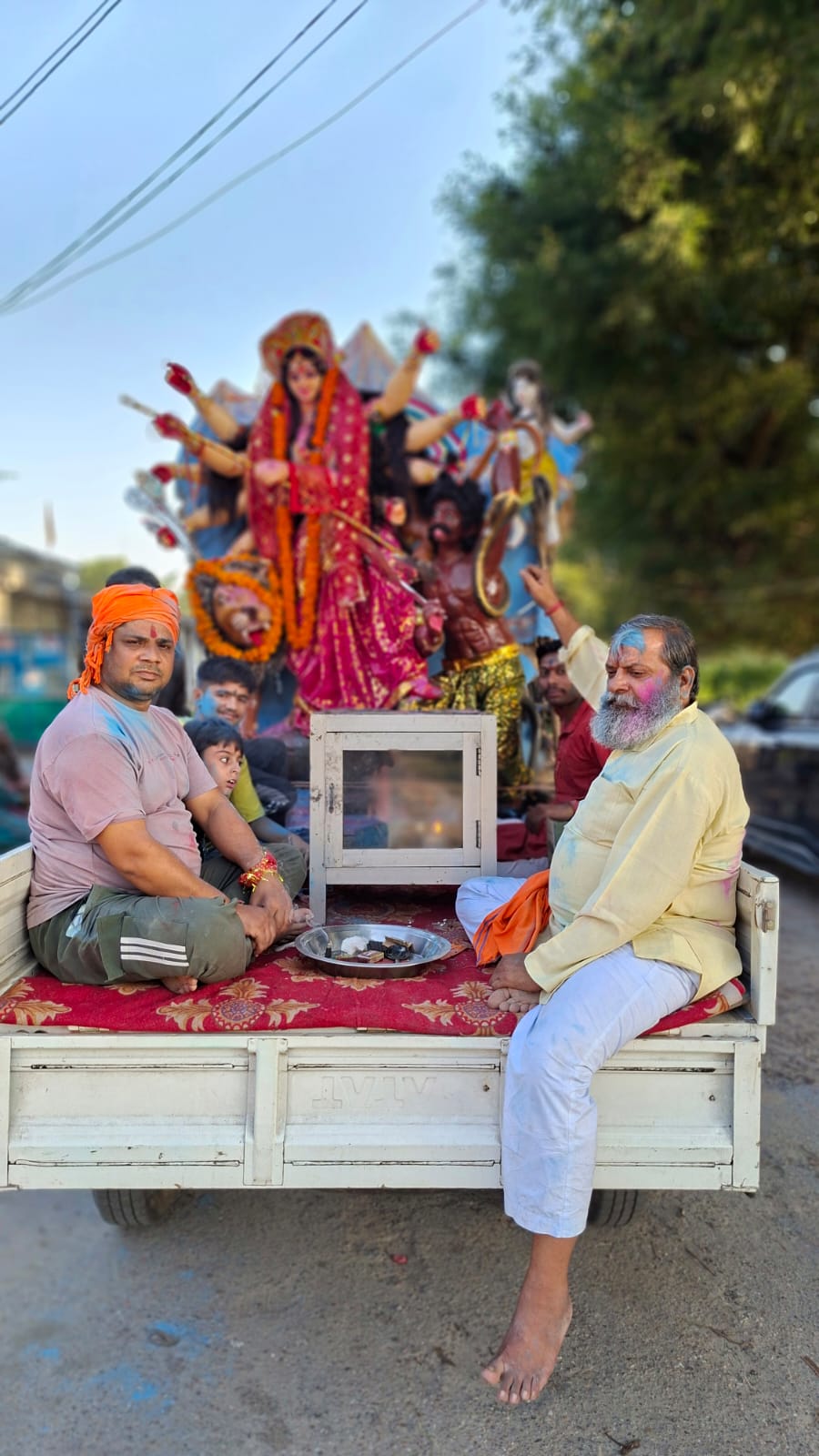 कालागढ़ में श्रद्धा और भक्तिभाव के साथ हुआ मां दुर्गा की प्रतिमा का विसर्जन, रामगंगा नदी पहुंचे श्रद्धालु