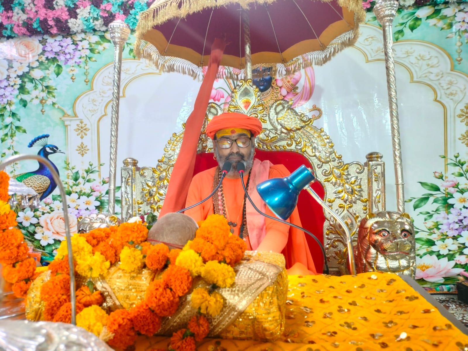 चरखी दादरी में श्रीमद्भागवत समारोह, स्वामी ब्रह्माश्रम बोले- जीवन को दिशा देते हैं भागवत के संदेश