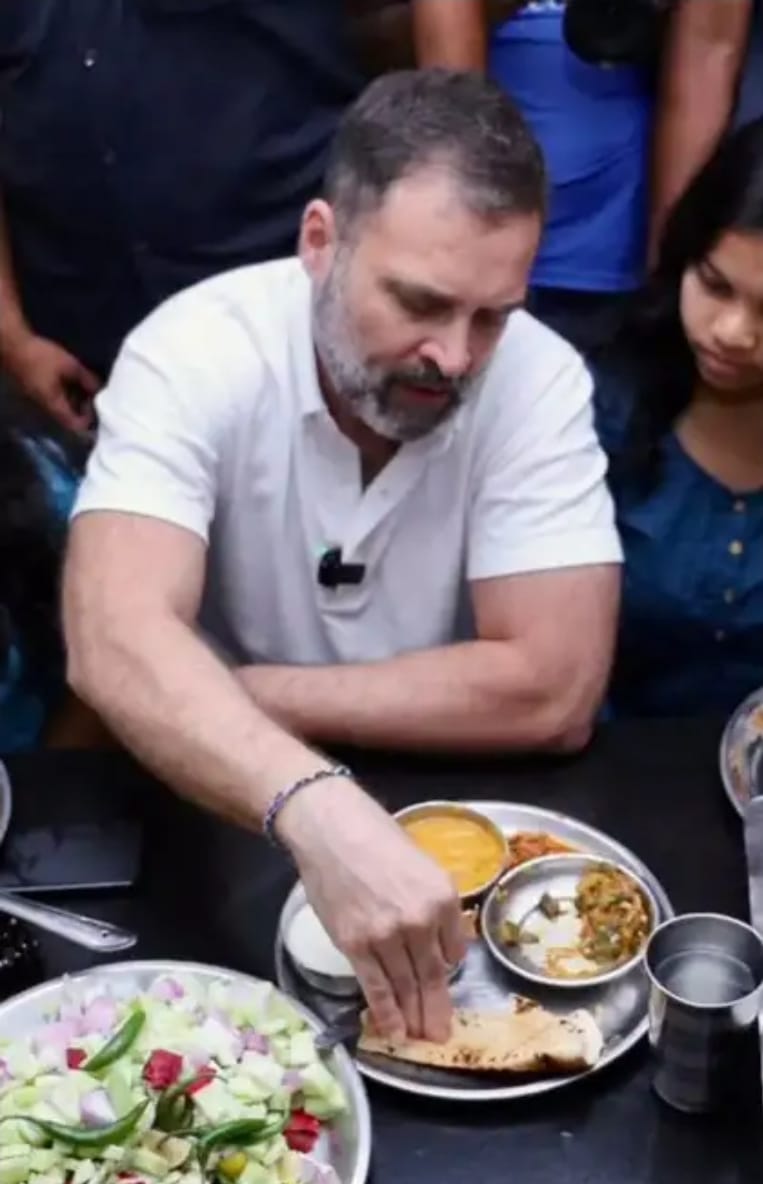 फिर दिल्ली में बढ़ा तनाव, विपक्षी सांसदों के लंच के बाद प्रदर्शन से पुलिस अलर्ट